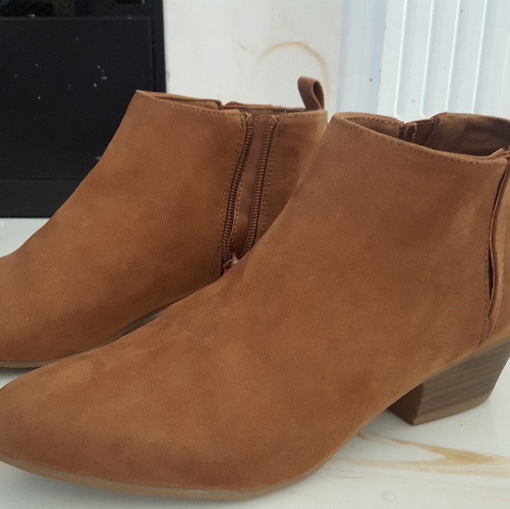 womens old navy booties